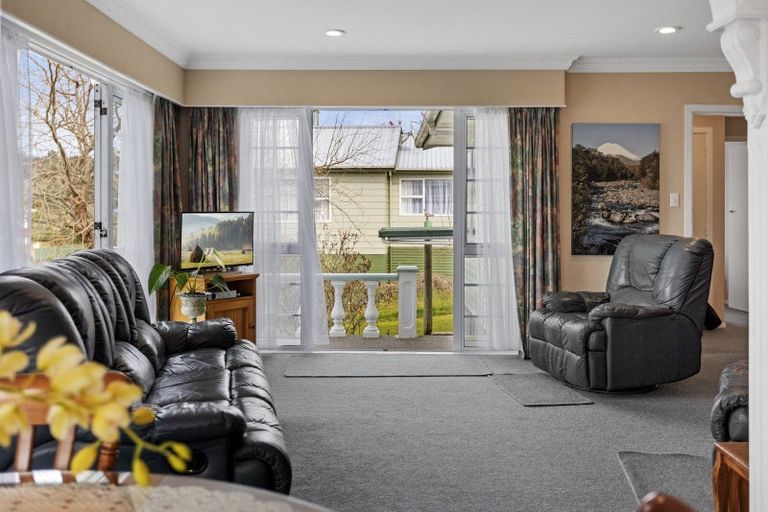 Photo of property in 5 Corlett Street, Taumarunui, 3920
