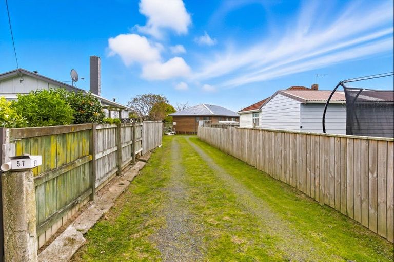 Photo of property in 57 Tiro Tiro Road, Levin, 5510