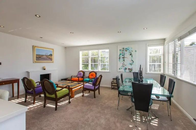 Photo of property in 132 Kohimarama Road, Kohimarama, Auckland, 1071