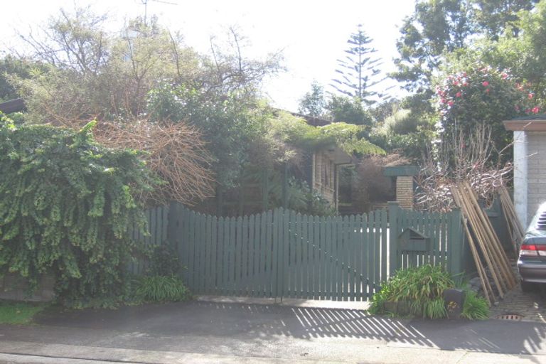 Photo of property in 6 Esmae Place, Dinsdale, Hamilton, 3204