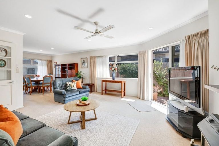 Photo of property in 33a Riverside Road, Orewa, 0931