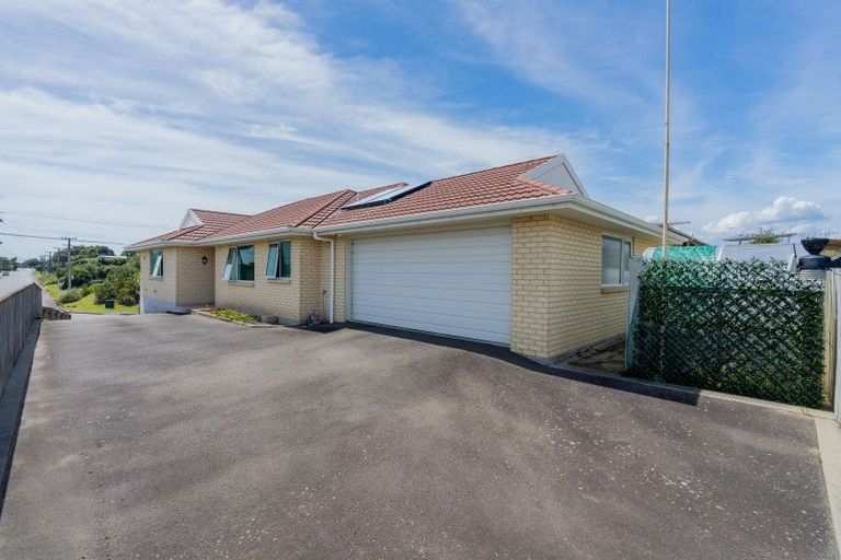Photo of property in 71 Tasman Road, Otaki Beach, Otaki, 5512