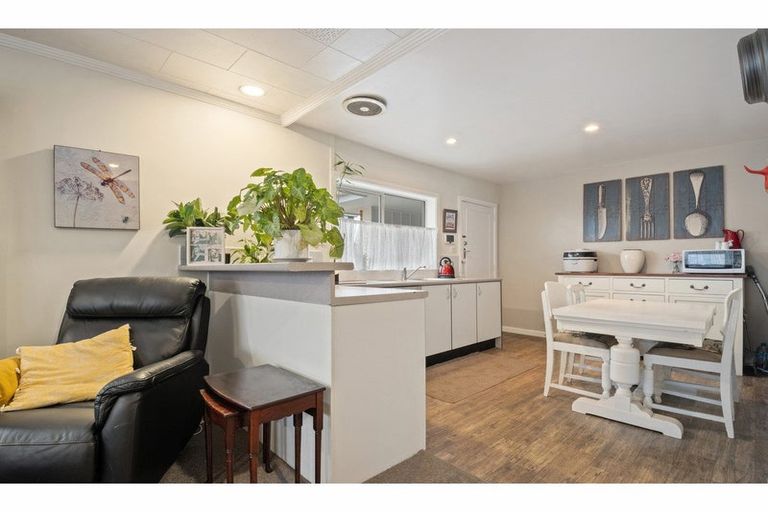 Photo of property in 60 Bournemouth Crescent, Aranui, Christchurch, 8061