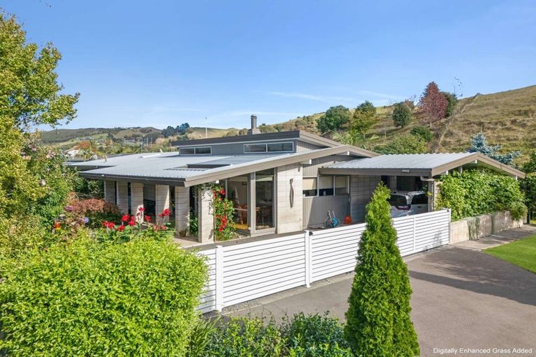 Photo of property in 72 Puketapu Road, Taradale, Napier, 4112