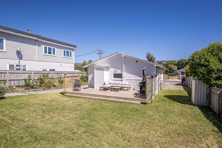 Photo of property in 5a Titoki Road, Raumati Beach, Paraparaumu, 5032