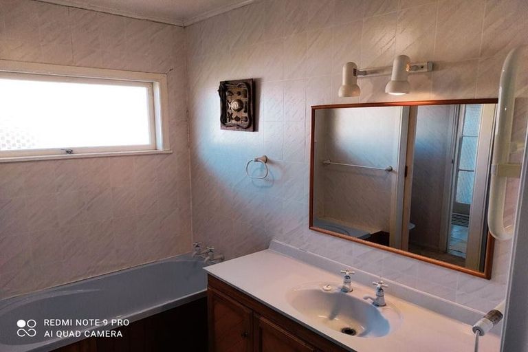 Photo of property in 78 Rosehill Drive, Rosehill, Papakura, 2113