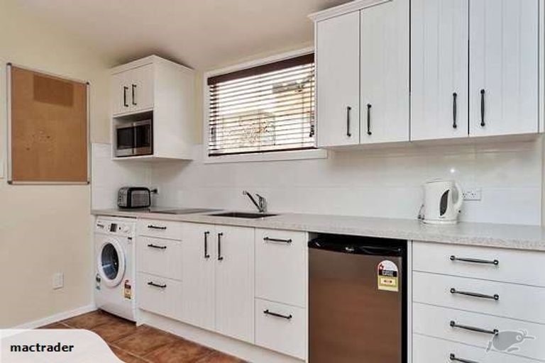 Photo of property in 11 Arawa Avenue, Devonport, Auckland, 0624