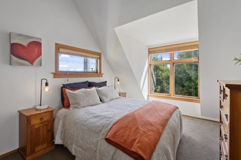 Photo of property in 1/53 Aorangi Road, Bryndwr, Christchurch, 8053