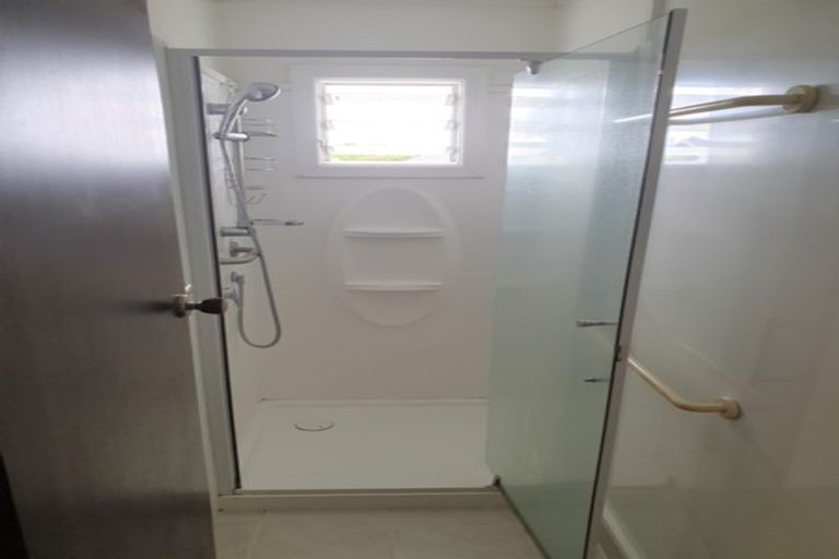 Photo of property in 2 Russleigh Drive, Dinsdale, Hamilton, 3204