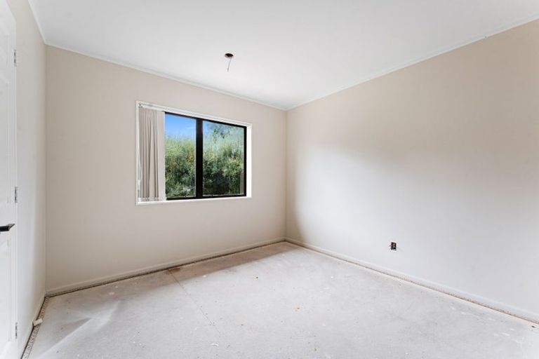 Photo of property in 18 Phoenix Place, Papatoetoe, Auckland, 2025