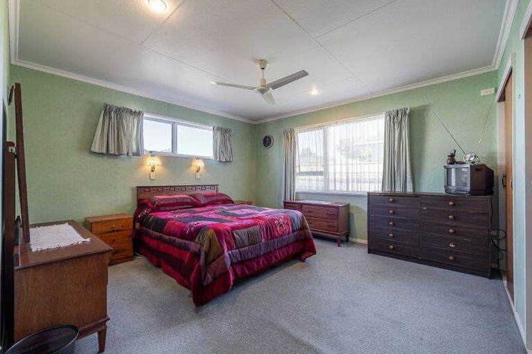 Photo of property in 10 Lockhart Avenue, Milson, Palmerston North, 4414