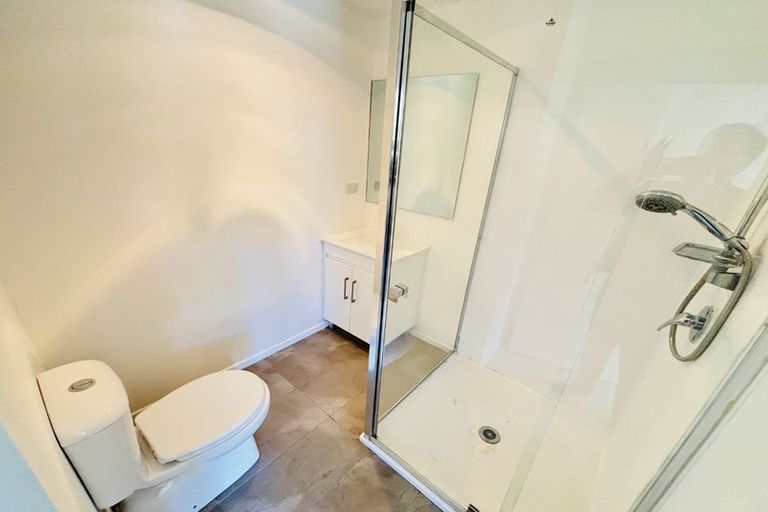 Photo of property in 7 Secretariat Place, Randwick Park, Auckland, 2105