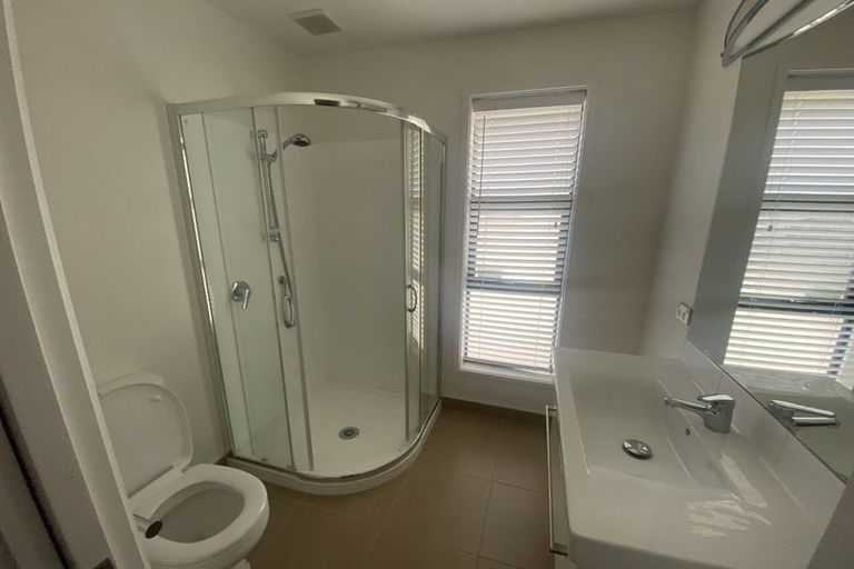 Photo of property in 27 Glentui Place, Waikawa, Picton, 7220