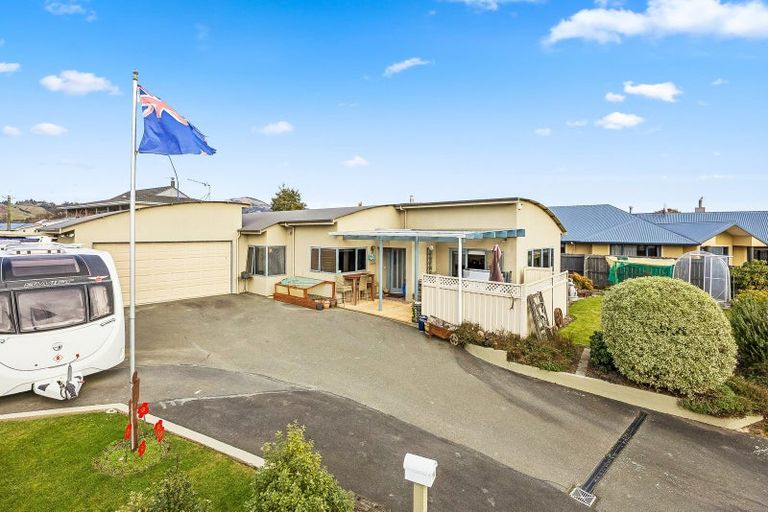 Photo of property in 18 Rowan Place, Mosgiel, 9024