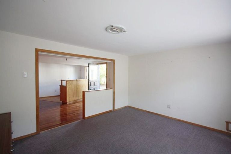 Photo of property in 50 Melrose Road, Island Bay, Wellington, 6023