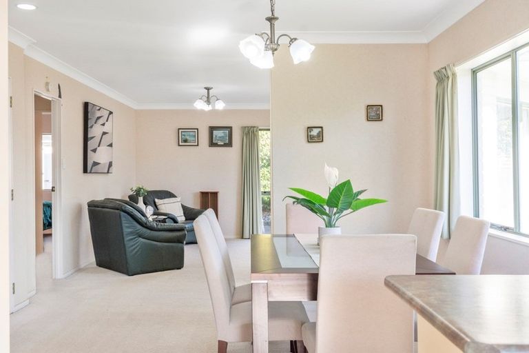 Photo of property in 121a Blake Boulevard, Papamoa Beach, Papamoa, 3118