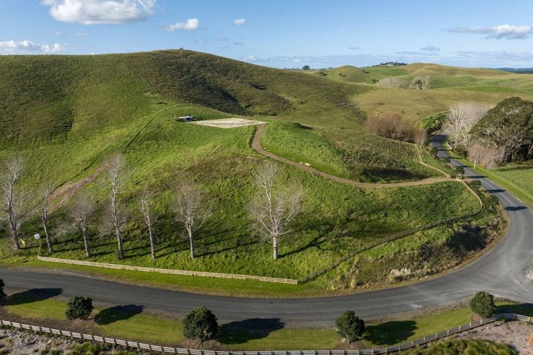 Photo of property in 10 Hinamoki Drive, Kaiwaka, 0573