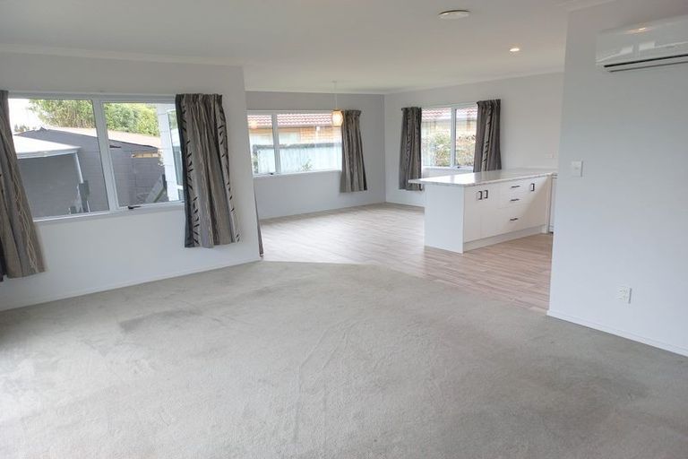 Photo of property in 20a Wharenui Road, Owhata, Rotorua, 3010