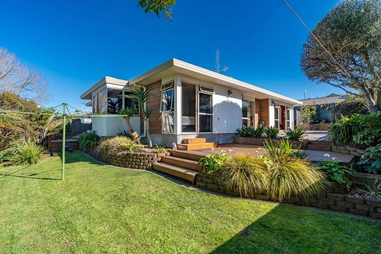 Photo of property in 28 Ranui Street, Dinsdale, Hamilton, 3204