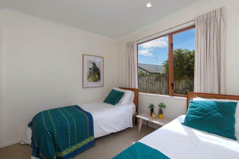 Photo of property in Cotswold Court, 6/8 Cheyne Road, Pyes Pa, Tauranga, 3112