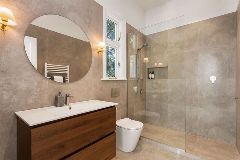 Photo of property in 55 Innes Road, St Albans, Christchurch, 8052