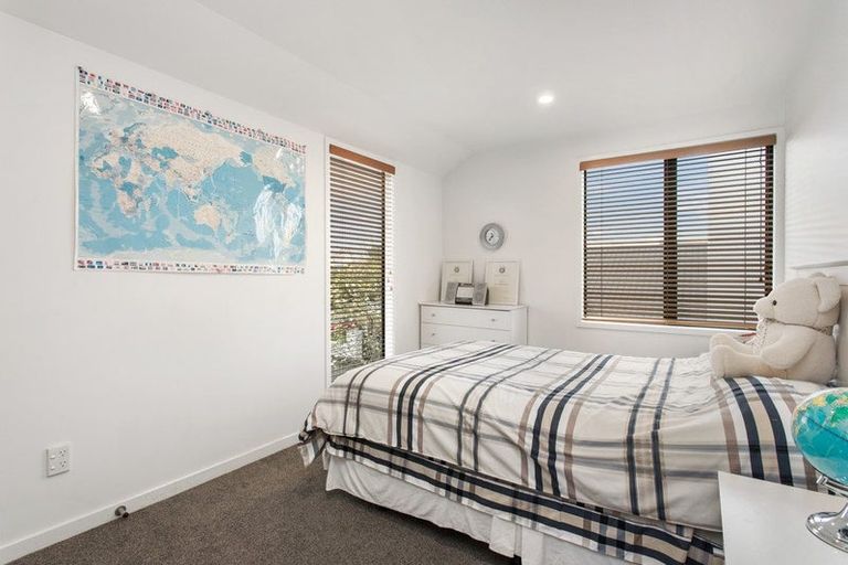 Photo of property in 128 Hamilton Avenue, Ilam, Christchurch, 8041