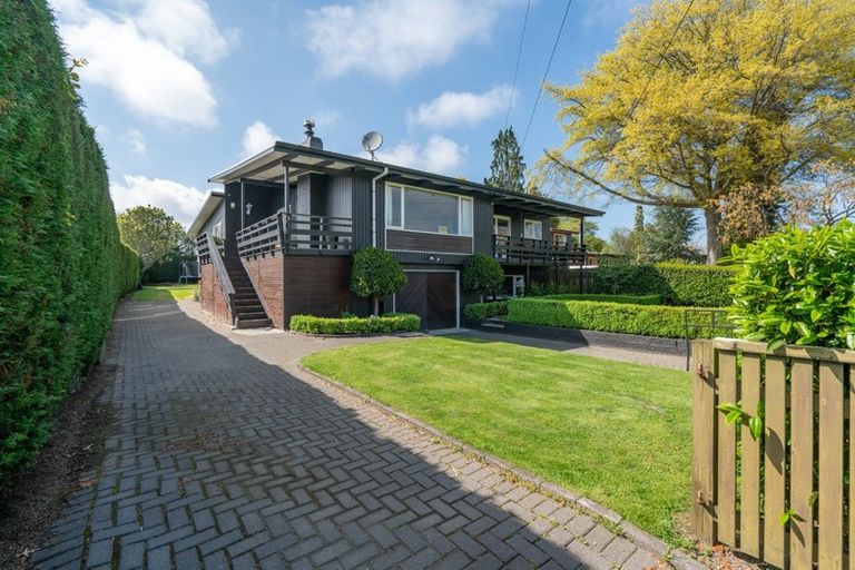 Photo of property in 14 Parata Street, Two Mile Bay, Taupo, 3330