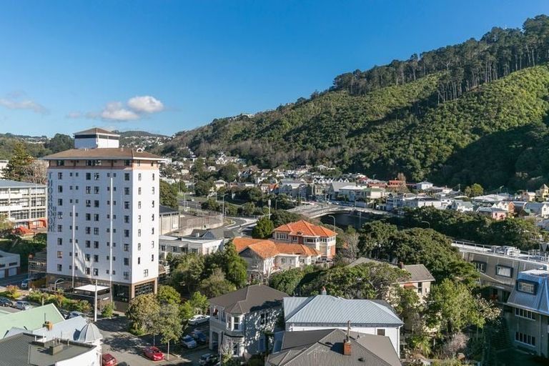 Photo of property in Frame Apartments, 902/111 Molesworth Street, Thorndon, Wellington, 6011