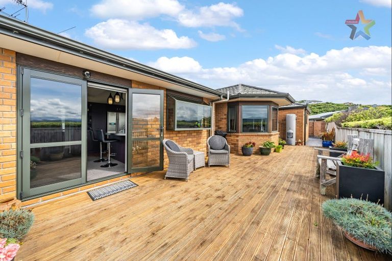 Photo of property in 11 Meadowbank Drive, Belmont, Lower Hutt, 5010