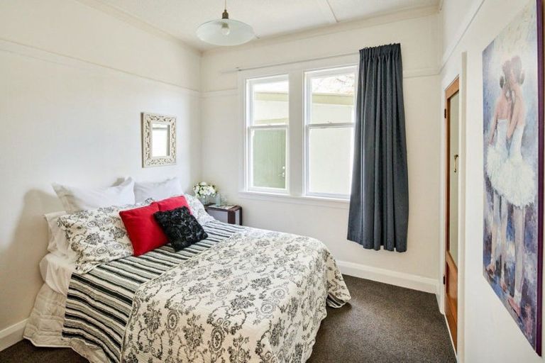 Photo of property in 50 Childers Terrace, Kilbirnie, Wellington, 6022