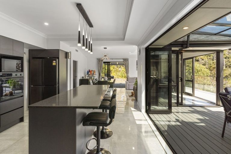 Photo of property in 52 Scott Road, Stanmore Bay, Whangaparaoa, 0932