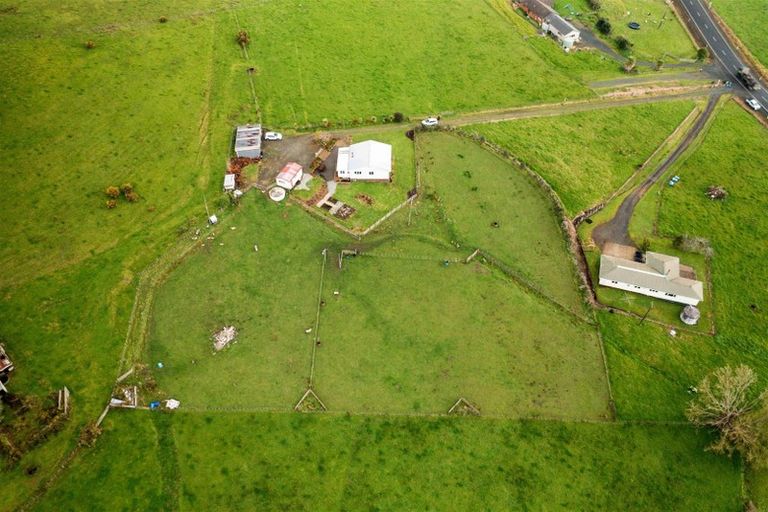 Photo of property in 947 Mangakahia Road, Poroti, Whangarei, 0179