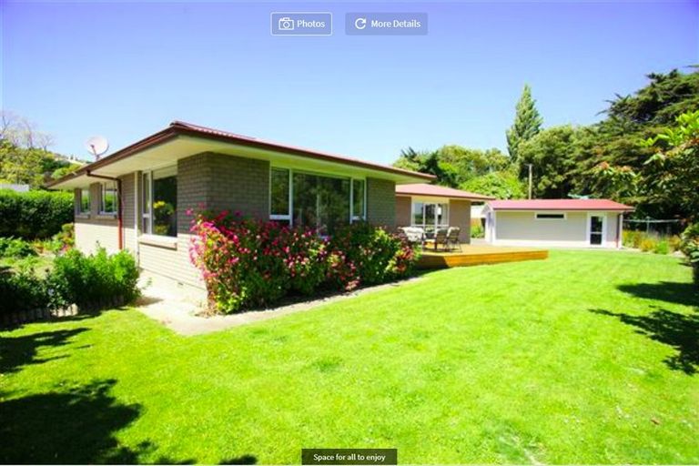 Photo of property in 426 Cashmere Road, Westmorland, Christchurch, 8025