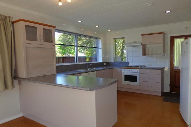 Photo of property in 35 Lochee Road, Upper Riccarton, Christchurch, 8041