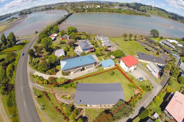 Photo of property in 44 Wainui Road, Raglan, 3225