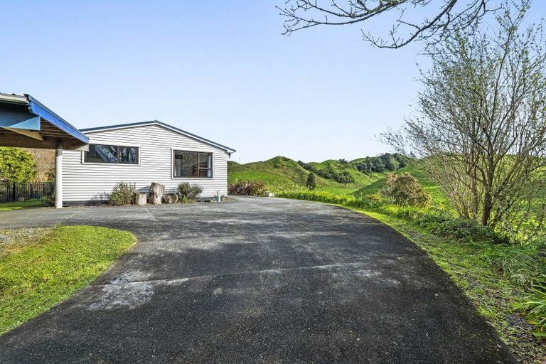 Photo of property in 1609 East Road, Douglas, Stratford, 4392