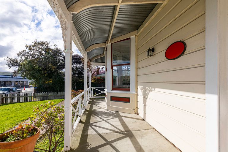 Photo of property in 175 Talbot Street, Geraldine, 7930