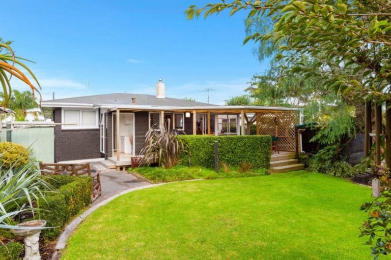 Photo of property in 462 Maunganui Road, Mount Maunganui, 3116