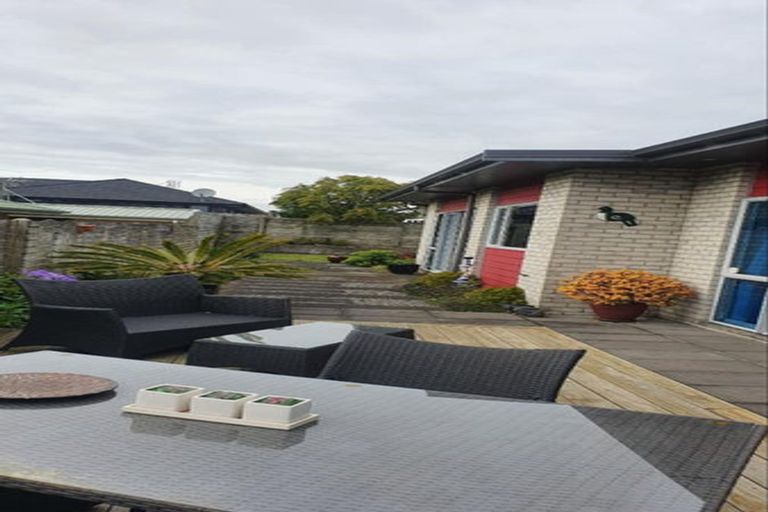 Photo of property in 4 Parkvue Drive, Bell Block, New Plymouth, 4312
