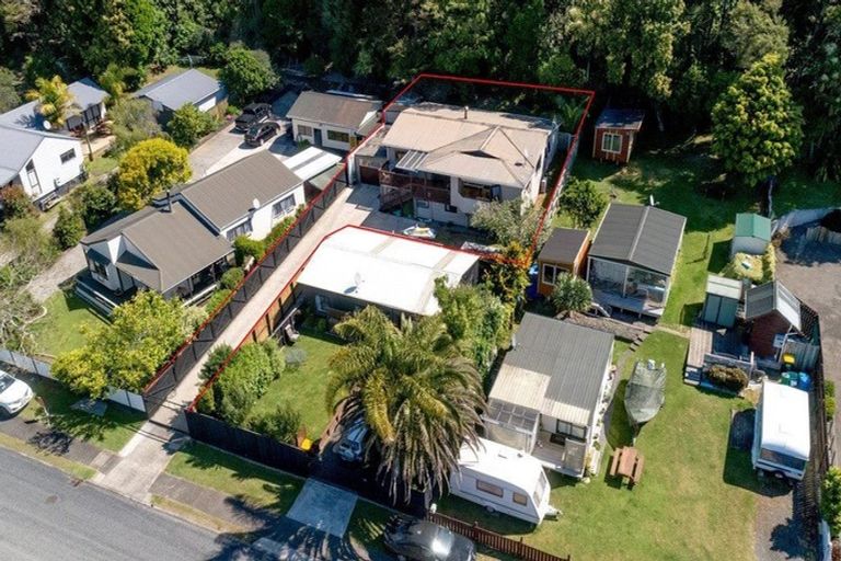 Photo of property in 123 Park Avenue, Whangamata, 3620