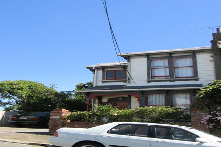 Photo of property in 8 Seddon Terrace, Newtown, Wellington, 6021
