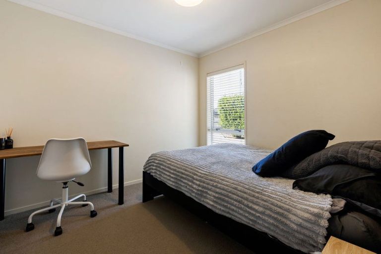 Photo of property in 9a Dover Road, St Andrews, Hamilton, 3200