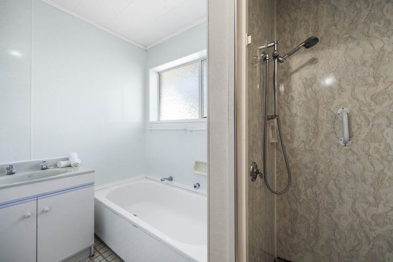 Photo of property in 5a Webster Street, Westown, New Plymouth, 4310