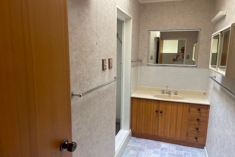 Photo of property in 1/9 Hay Street, Ebdentown, Upper Hutt, 5018