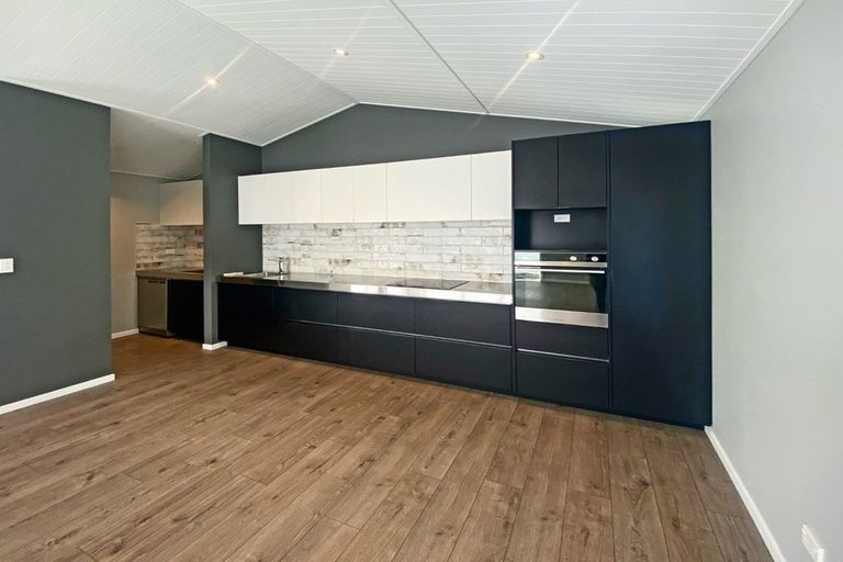 Photo of property in 30 Sandford Terrace, Lower Shotover, Queenstown, 9304