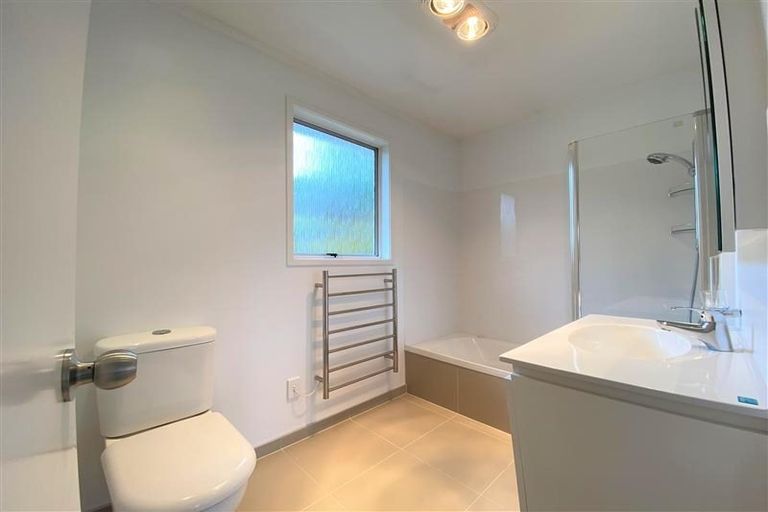 Photo of property in 24 Cantina Avenue, Bayview, Auckland, 0629