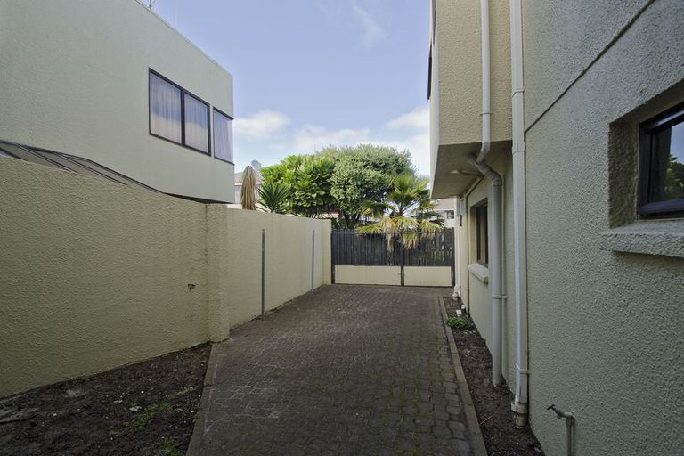 Photo of property in 450a Oceanbeach Road, Mount Maunganui, 3116