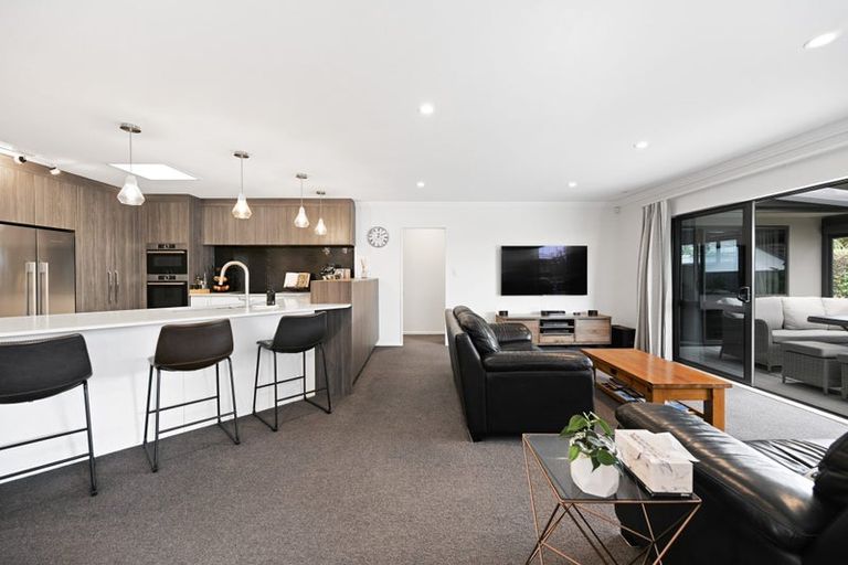 Photo of property in 4 Malbec Place, Rototuna, Hamilton, 3210