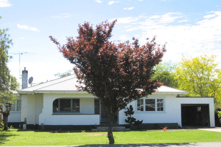 Photo of property in 14 Iranui Road, Inner Kaiti, Gisborne, 4010