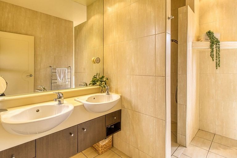 Photo of property in 25a Hetley Crescent, Taradale, Napier, 4112